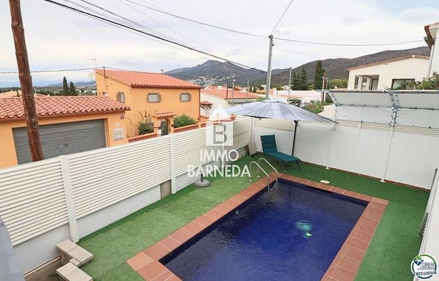 Foto 2 de Xalet en venda a Els Grecs - Mas Oliva de 2 habitacions amb terrassa i piscina