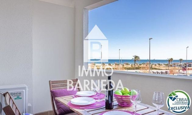 Foto 1 de Pis en venda a calle De Fabra Pompeu de 3 habitacions amb terrassa i piscina