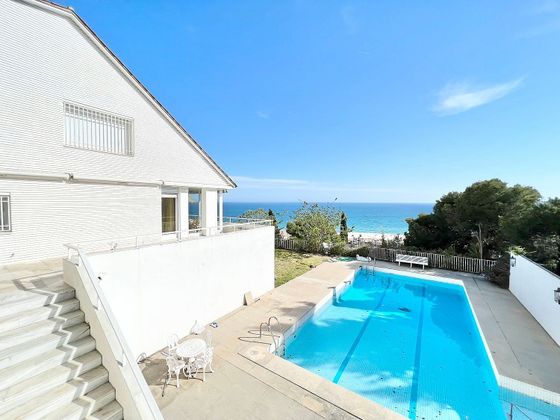 Foto 2 de Xalet en venda a Bellamar de 7 habitacions amb terrassa i piscina