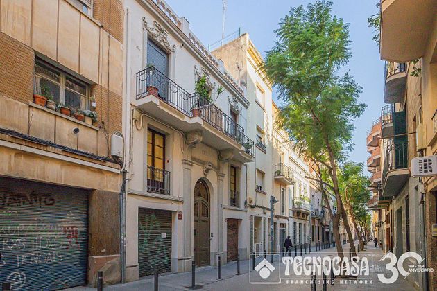 Foto 1 de Piso en venta en Sant Andreu de Palomar de 3 habitaciones con terraza y jardín