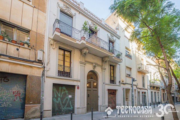 Foto 2 de Pis en venda a Sant Andreu de Palomar de 3 habitacions amb terrassa i jardí