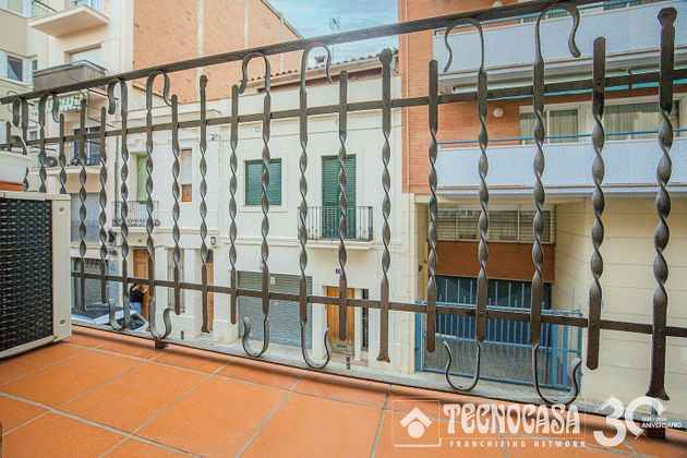 Foto 1 de Pis en venda a Sant Andreu de Palomar de 2 habitacions amb balcó i calefacció
