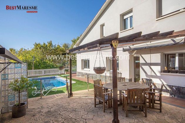 Foto 2 de Xalet en venda a Vilassar de Dalt de 4 habitacions amb terrassa i piscina