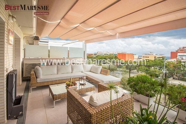 Foto 2 de Àtic en venda a Masnou de 3 habitacions amb terrassa i piscina