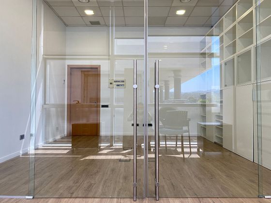 Foto 1 de Oficina en venda a Coll Favà - Can Magí amb ascensor