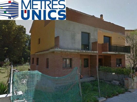 Foto 1 de Casa adosada en venta en Gualba de 4 habitaciones con terraza y garaje