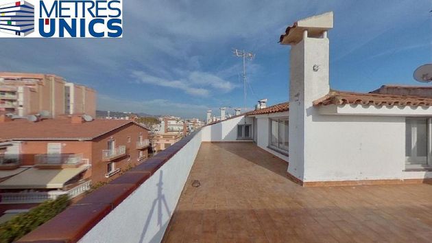 Foto 1 de Dúplex en venda a Centre - Pineda de Mar de 5 habitacions amb terrassa i balcó