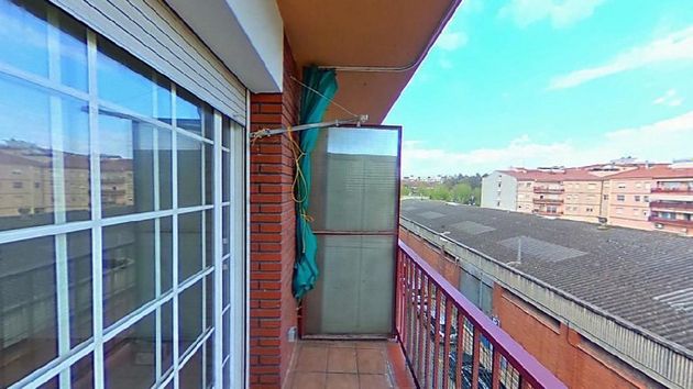 Foto 2 de Venta de piso en Can Borrell - La Plana de Lledó de 3 habitaciones con balcón y calefacción