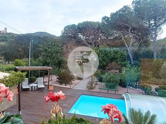 Foto 1 de Casa en venda a Vilanova del Vallès de 4 habitacions amb piscina i jardí
