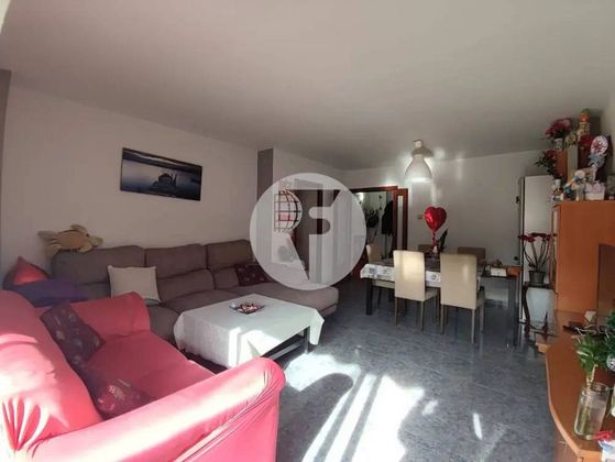 Foto 2 de Venta de piso en Can Borrell - La Plana de Lledó de 4 habitaciones con terraza y garaje