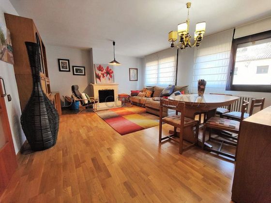 Foto 2 de Piso en venta en Espinelves de 5 habitaciones con terraza y calefacción