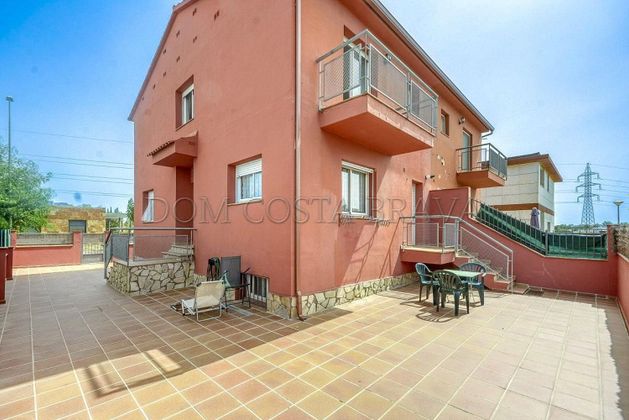 Foto 1 de Casa en venda a Vilafant de 4 habitacions amb terrassa i garatge