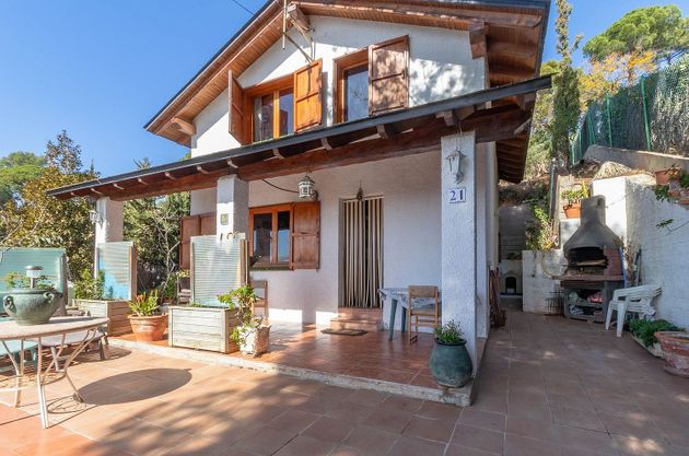 Foto 1 de Xalet en venda a Sant Cebrià de Vallalta de 3 habitacions amb terrassa i garatge