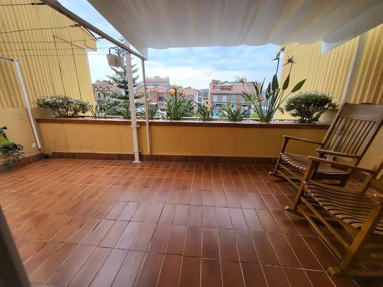 Foto 2 de Casa adossada en venda a Centre - Pineda de Mar de 5 habitacions amb terrassa i piscina