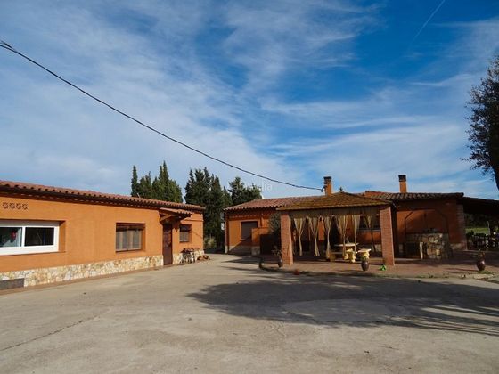 Foto 1 de Casa rural en venta en Forallac de 6 habitaciones con piscina y garaje
