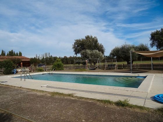 Foto 2 de Casa rural en venta en Forallac de 6 habitaciones con piscina y garaje