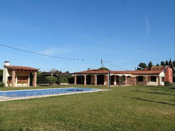 Foto 1 de Casa rural en venta en Torroella de Montgrí pueblo de 5 habitaciones con piscina y jardín