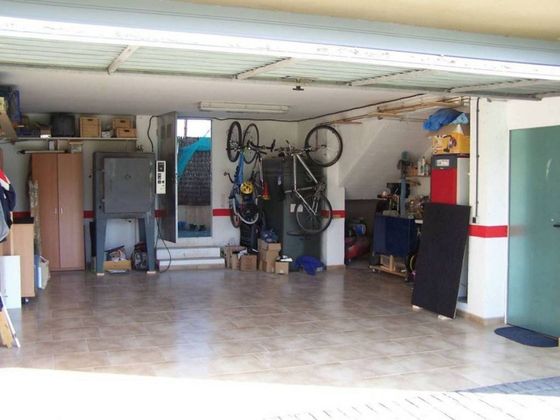 Foto 2 de Venta de casa en Sant Feliu Sasserra de 3 habitaciones con garaje y jardín