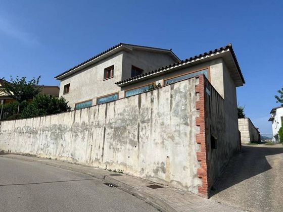 Foto 1 de Casa en venda a Sant Pere de Torelló de 4 habitacions amb piscina i garatge