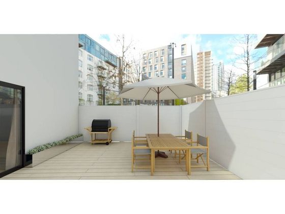 Foto 1 de Pis en venda a plaza Del Vallès de 3 habitacions amb terrassa i balcó