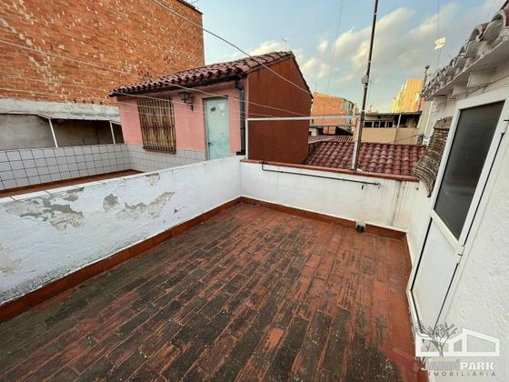 Foto 1 de Pis en venda a calle D'esteve Paluzie de 2 habitacions amb terrassa