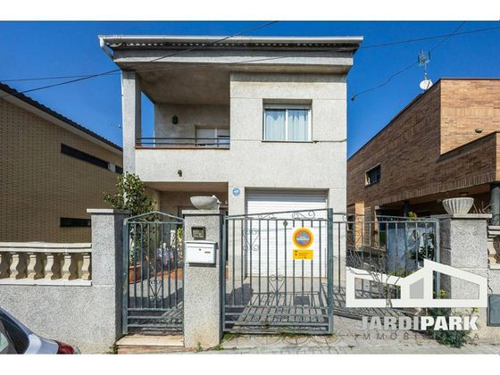 Foto 1 de Casa en venda a Polinyà de 4 habitacions amb terrassa i garatge