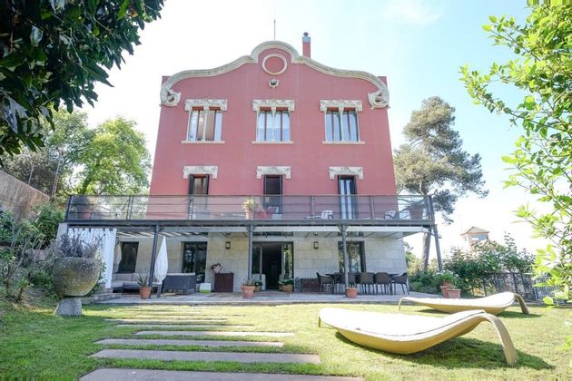 Foto 1 de Chalet en venta en Vallvidrera - El Tibidabo i les Planes de 6 habitaciones con terraza y piscina
