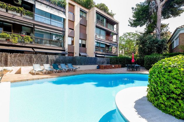 Foto 1 de Dúplex en venda a Sant Gervasi - Galvany de 6 habitacions amb terrassa i piscina