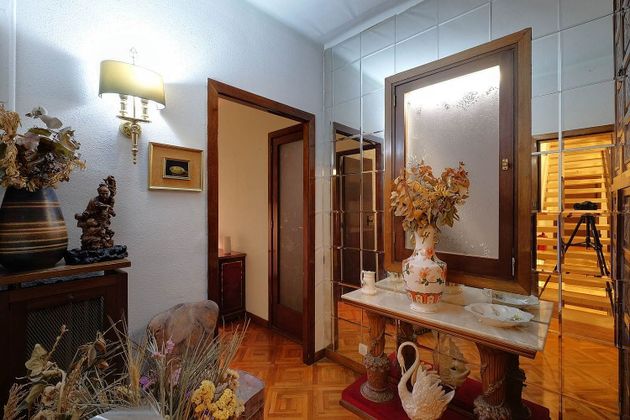 Foto 2 de Pis en venda a Sant Gervasi - Galvany de 3 habitacions amb terrassa i balcó