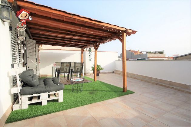Foto 2 de Ático en venta en Cerdanyola de 3 habitaciones con terraza y balcón