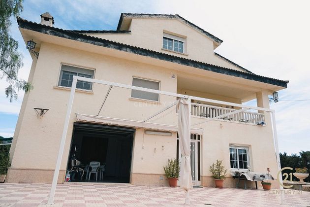 Foto 1 de Casa en venda a calle Italia de 8 habitacions amb piscina i garatge