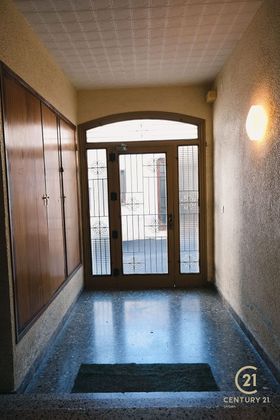 Foto 1 de Pis en venda a calle Autonomia de 3 habitacions amb balcó
