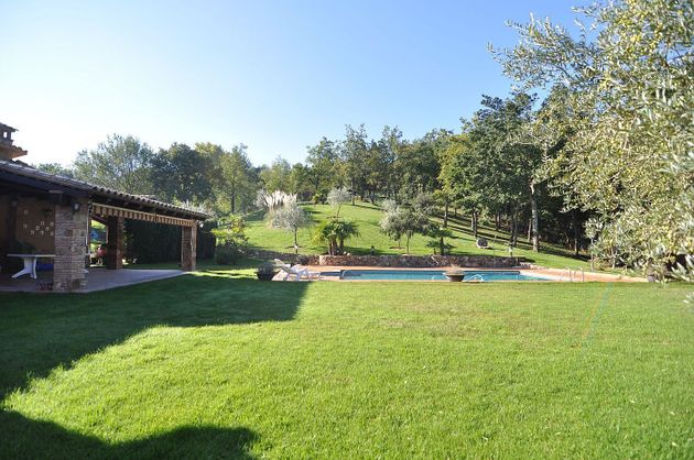 Foto 2 de Casa rural en venda a Golf Costa Brava - Bufaganyes de 3 habitacions amb piscina