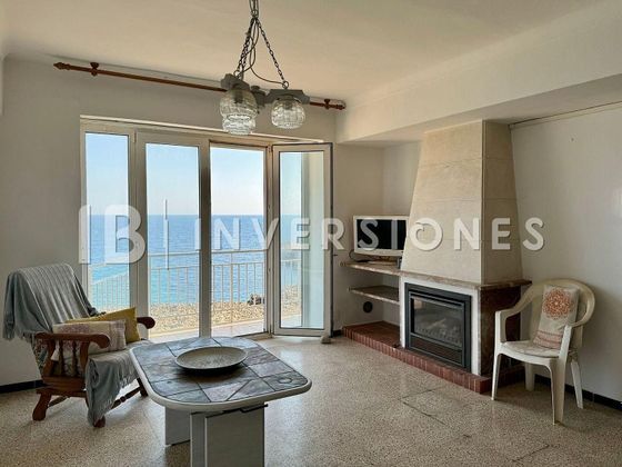 Foto 2 de Piso en venta en S'Illot-Cala Morlanda de 2 habitaciones con terraza y balcón