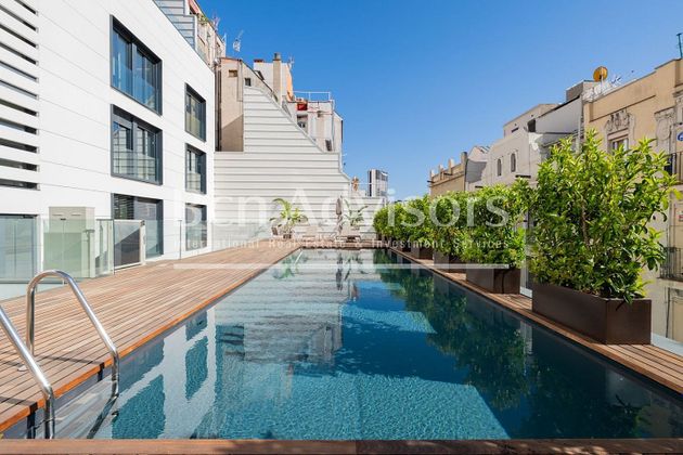 Foto 1 de Dúplex en venda a Sant Gervasi - Galvany de 2 habitacions amb terrassa i piscina