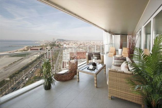 Foto 1 de Pis en venda a Diagonal Mar i el Front Marítim del Poblenou de 4 habitacions amb terrassa i piscina
