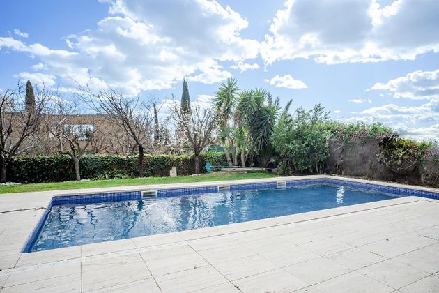 Foto 2 de Venta de chalet en Ciutat Diagonal - La Miranda - La Mallola de 4 habitaciones con terraza y piscina