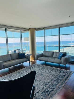 Foto 1 de Piso en venta en Diagonal Mar i el Front Marítim del Poblenou de 4 habitaciones con terraza y piscina