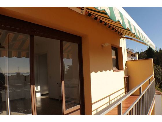 Foto 2 de Venta de casa adosada en Sant Feliu de Codines de 8 habitaciones con terraza y garaje