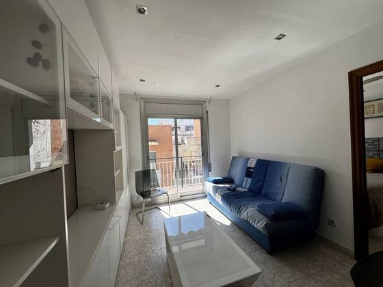 Foto 2 de Venta de piso en Sanfeliu de 3 habitaciones con balcón y aire acondicionado