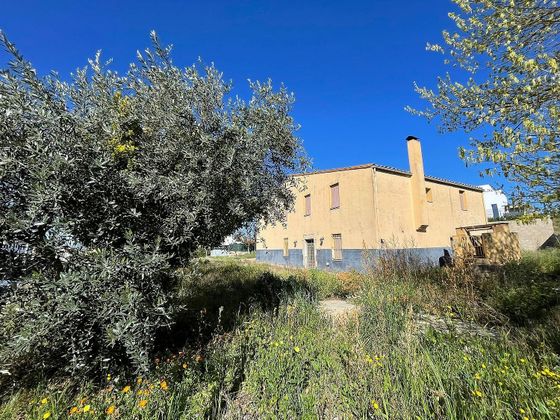 Foto 2 de Casa rural en venda a Cassà de la Selva de 4 habitacions amb garatge i jardí