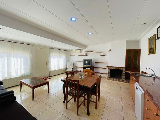 Foto 2 de Piso en venta en Llagostera de 4 habitaciones con terraza y garaje