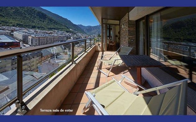 Foto 2 de Àtic en venda a Andorra la Vella de 4 habitacions amb terrassa i garatge