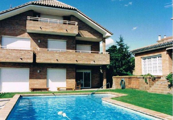 Foto 1 de Casa en venda a Sant Just Desvern de 5 habitacions amb terrassa i piscina