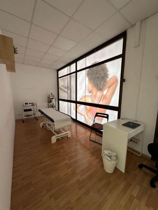Foto 1 de Local en lloguer a Centre - Cornellà de Llobregat de 130 m²