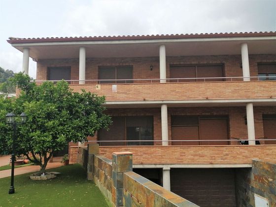 Foto 1 de Casa en venda a Corbera de Llobregat de 10 habitacions amb terrassa i piscina