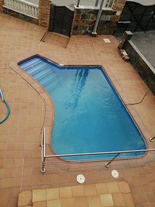 Foto 2 de Venta de casa en Corbera de Llobregat de 10 habitaciones con terraza y piscina