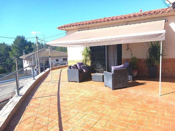 Foto 2 de Xalet en venda a Castellbisbal de 3 habitacions amb terrassa i jardí