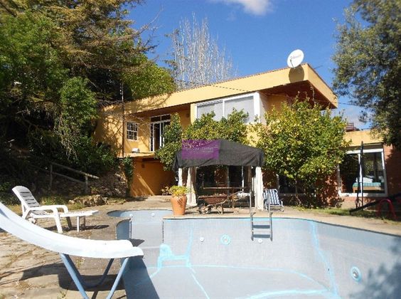 Foto 1 de Casa en venda a Sant Martí Sarroca de 4 habitacions amb terrassa i piscina