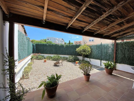 Foto 1 de Casa adossada en venda a La Fosca-Cala Margarida de 3 habitacions amb terrassa i jardí